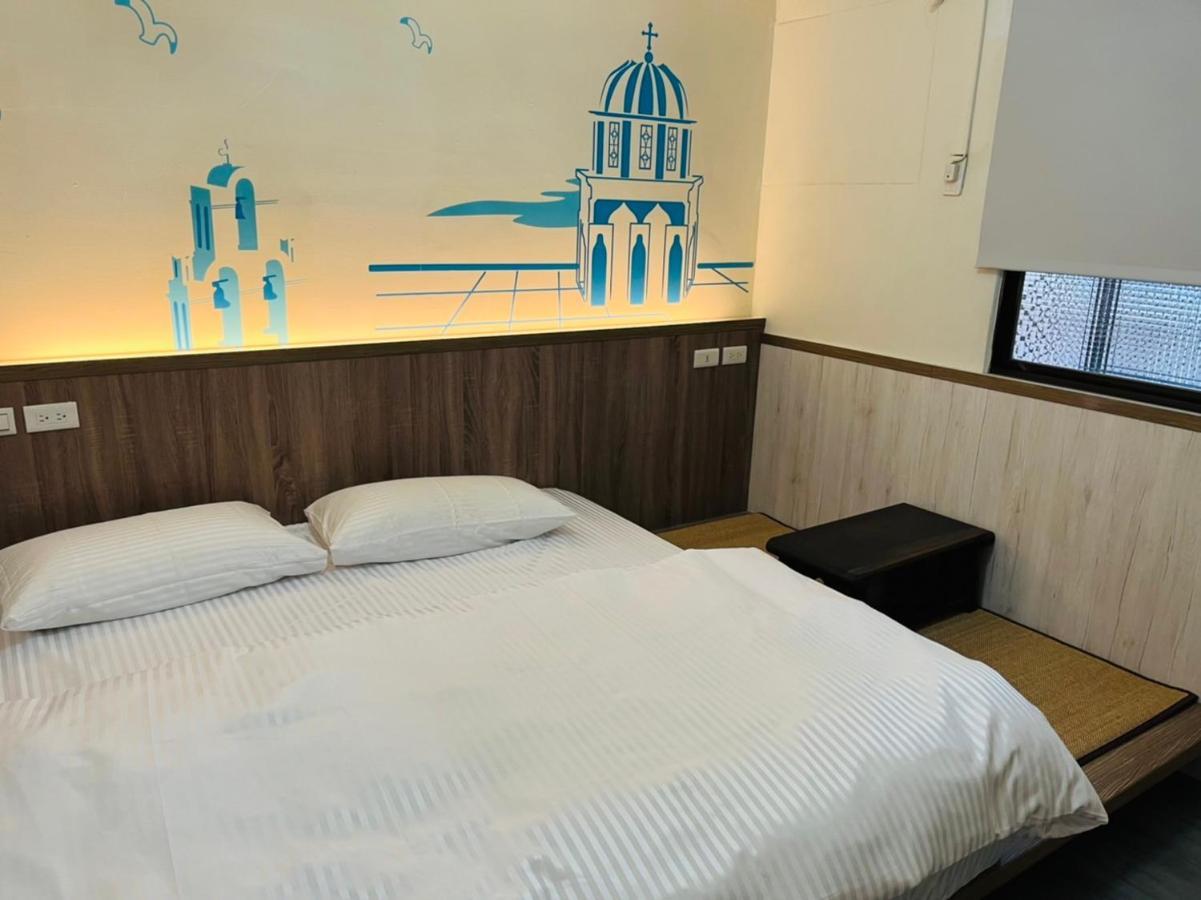 Love Feng Jia Apartment Hotel Taichung Luaran gambar