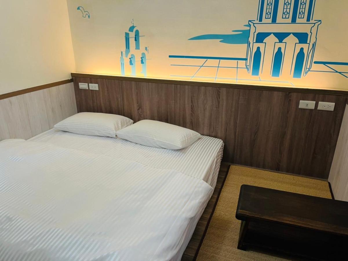 Love Feng Jia Apartment Hotel Taichung Luaran gambar