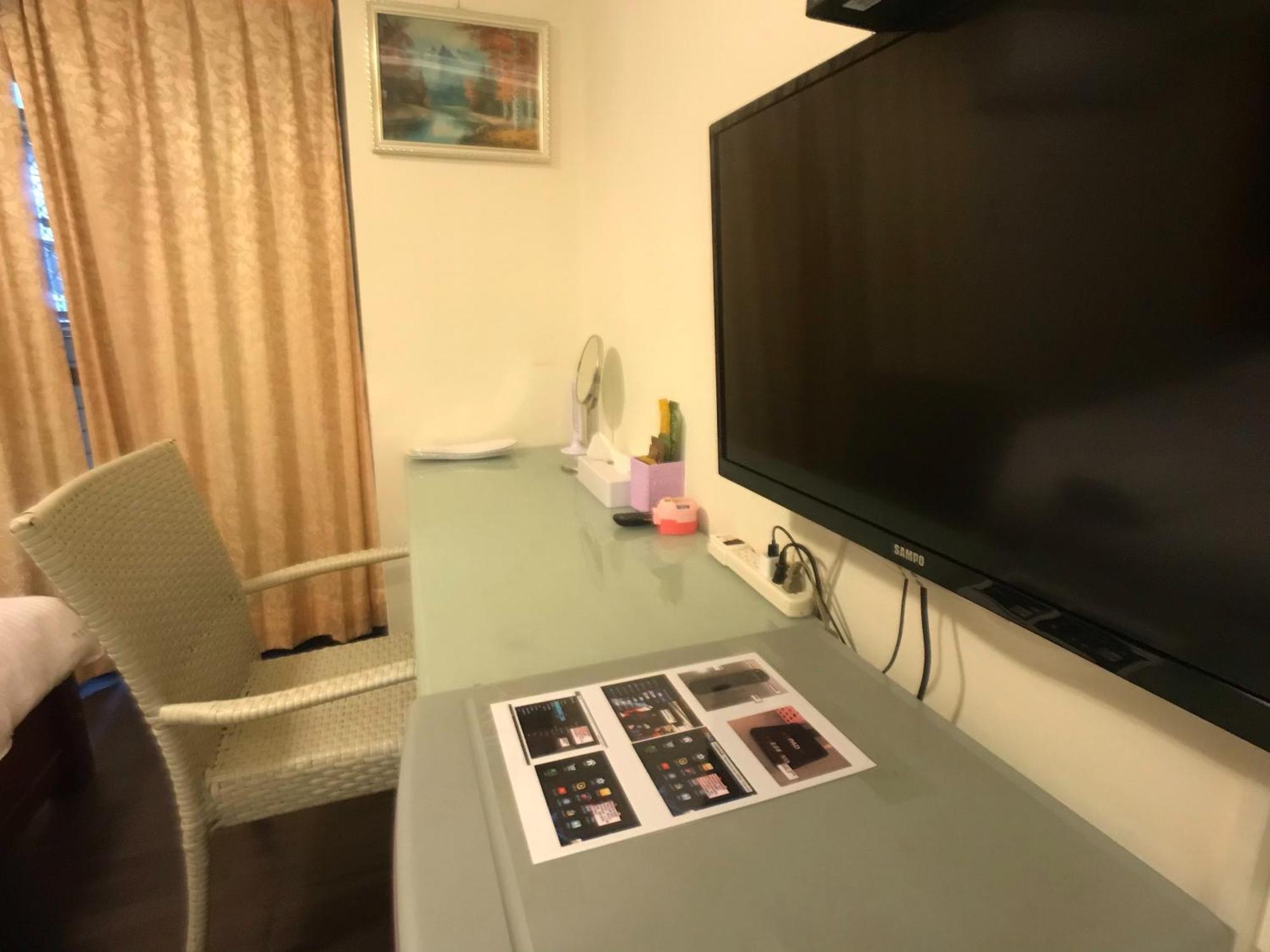 Love Feng Jia Apartment Hotel Taichung Luaran gambar