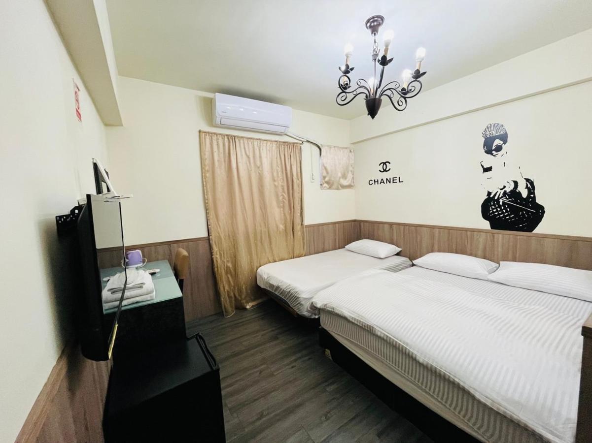 Love Feng Jia Apartment Hotel Taichung Luaran gambar