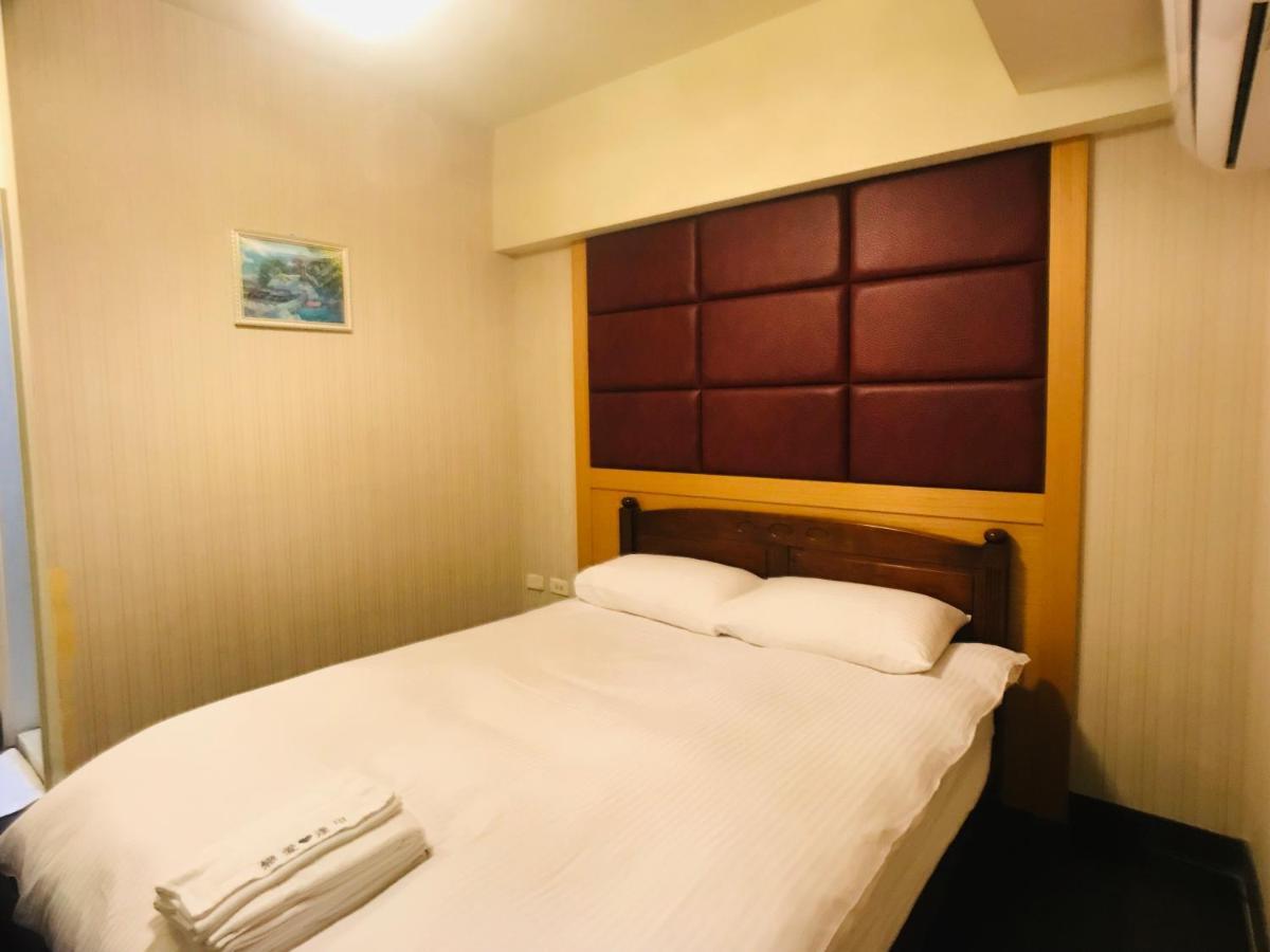 Love Feng Jia Apartment Hotel Taichung Luaran gambar